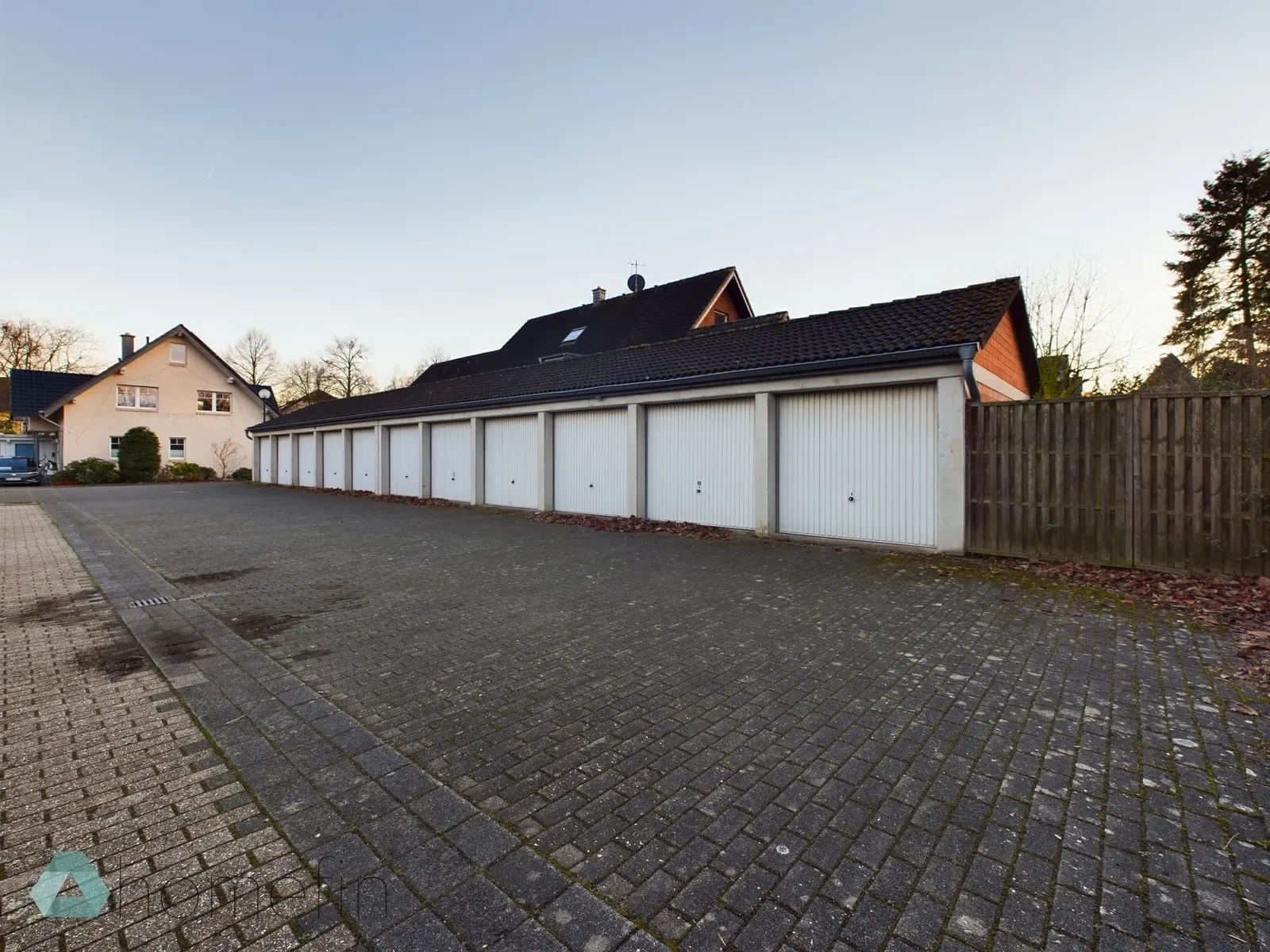 Storage area in Leverkusen, Bild 1