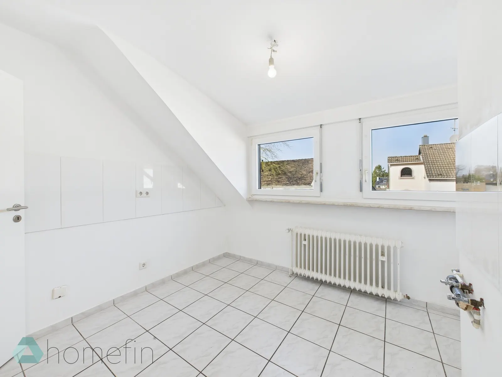 Dachgeschosswohnung in Solingen, Bild 3