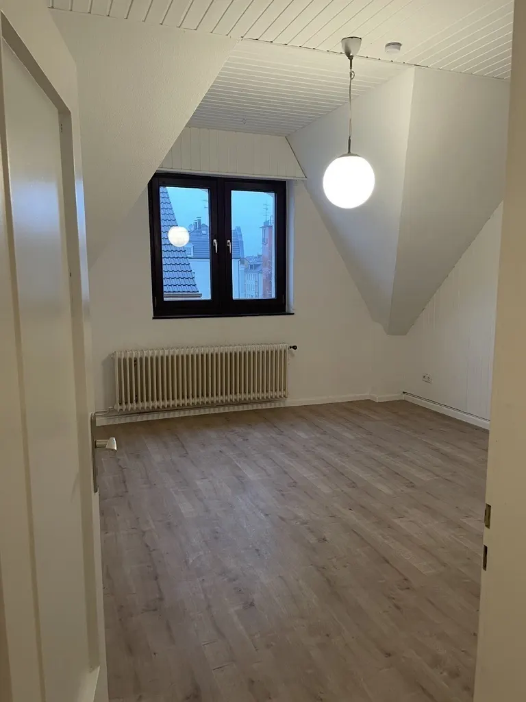 Dachgeschosswohnung in Solingen, Bild 4
